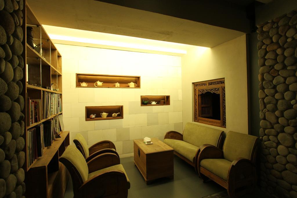 Rumah Batu Boutique Hotel Surakarta  Exterior photo